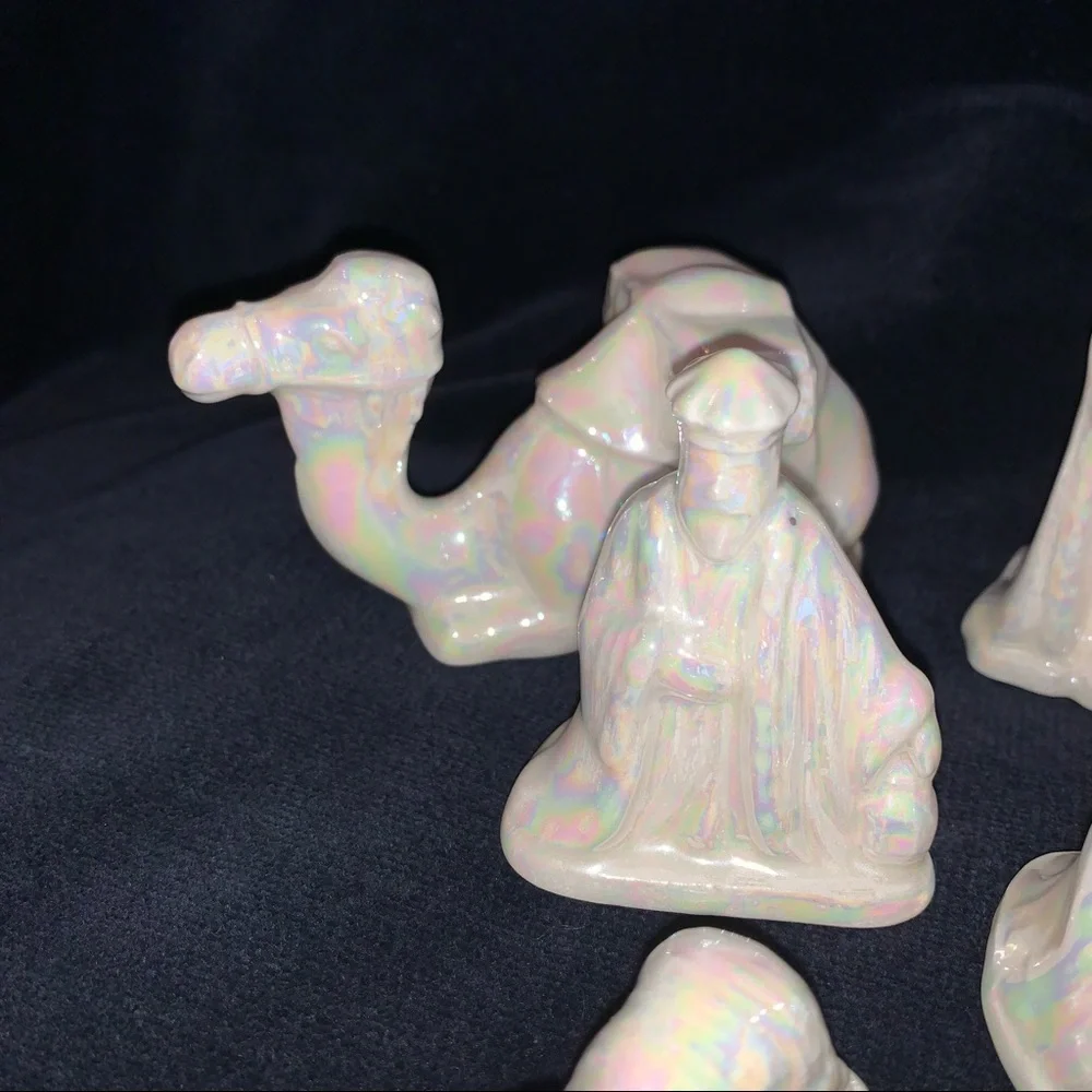 14 Piece Small Ceramic Pearlescent White Nativity Set Scene // Christmas Holiday